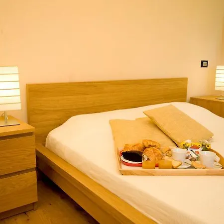 Guest house Dolce Notte 2*